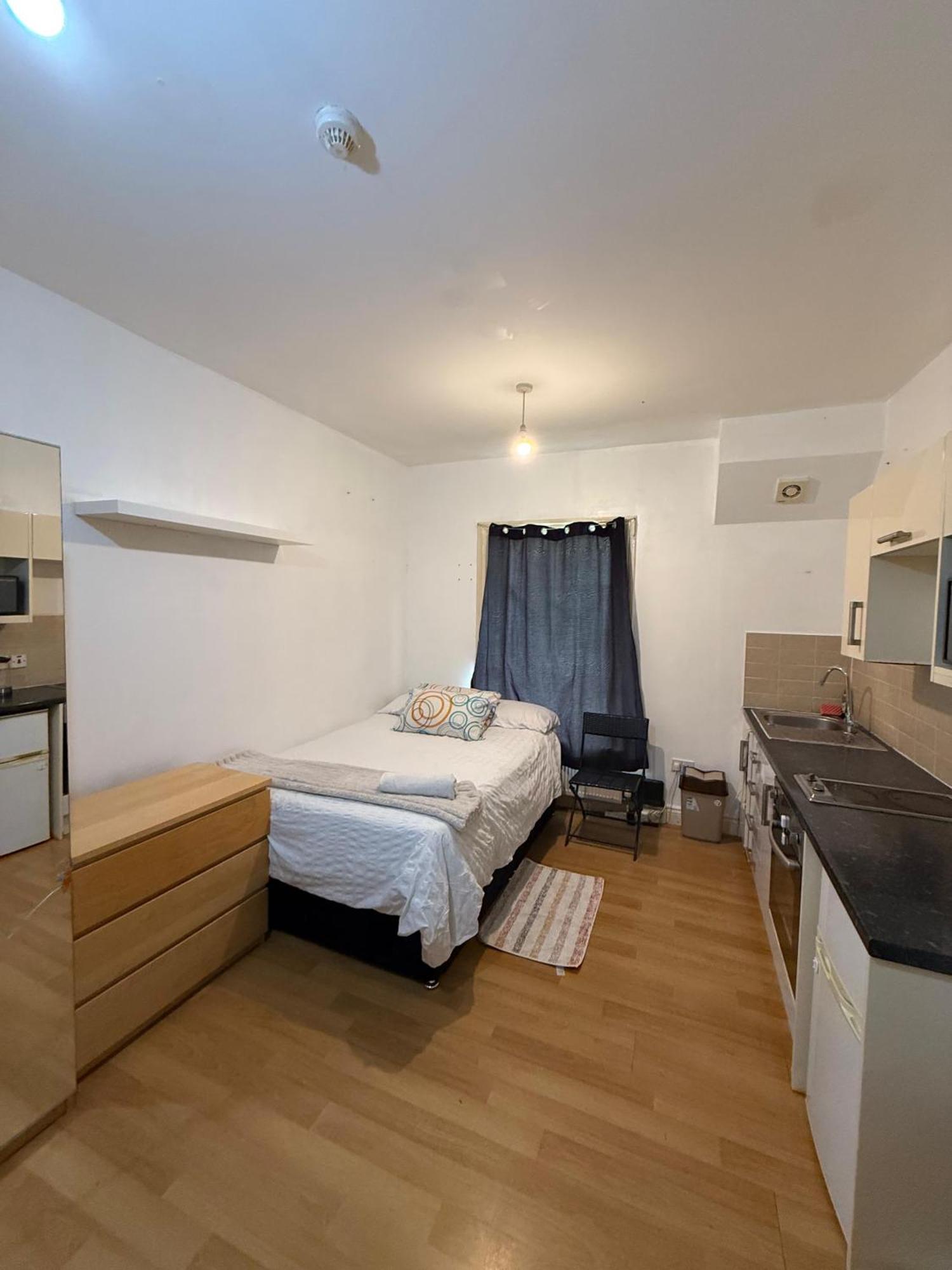 Beautiful Studio Flat Close To Central London